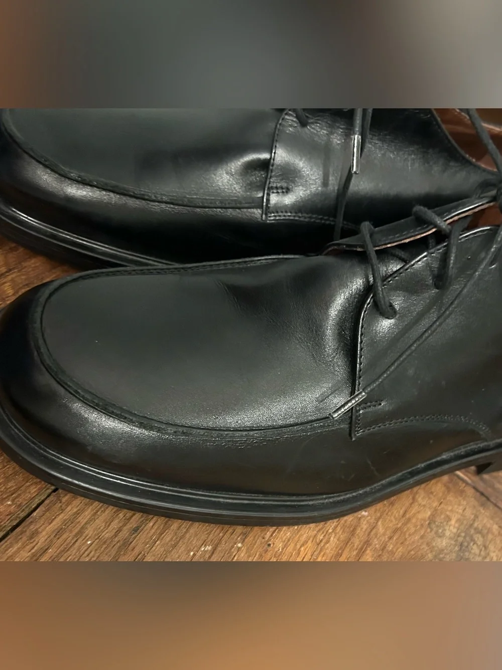 Barneys New York Black Leather Oxcord Dress Shoes- made in Italy. Size 10